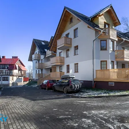 Bluesky - Nad Lomnica15 - Centrum Karpacza, Blisko Deptaka Апартаменты Карпач